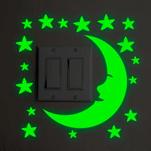 Carica l'immagine nel visualizzatore di Gallery, Adesivi murali con luna e stelle al buio