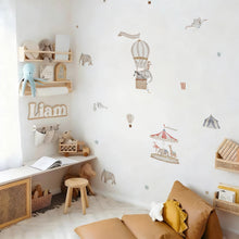 Carica l'immagine nel visualizzatore di Gallery, Adesivo da parete retrò acquerello meravigliosi incontri di animali, trasparente stacca e incolla la cameretta dei bambi