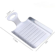 Carica l'immagine nel visualizzatore di Gallery, 1 pz Ginger Aglio Wasabi Grattugia Frantoio Dispositivo di Pressa Chopper Cutter S Pelapatate Utensili Da Cucina In Acci