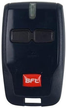 Carica l&#39;immagine nel visualizzatore di Gallery, Telecomando per portone BFT Mitto B RCB2.
