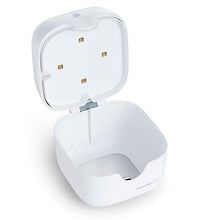 Carica l&#39;immagine nel visualizzatore di Gallery, Munchkin - Mini sterilizzatore portatile UV per ciucci e tettarelle, uccide...