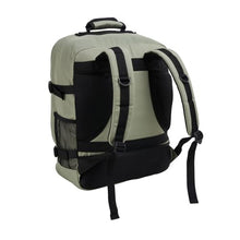 Carica l&#39;immagine nel visualizzatore di Gallery, Cabin Max Metz Zaino da Viaggio 40x20x25 ideale di viaggio, bagaglio a mano per zaino Ryanair 40x20x25 cm, perfetto come borsa per ogni avventura. (rPET Verde Bodo)