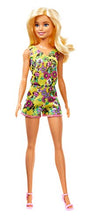 Carica l&#39;immagine nel visualizzatore di Gallery, Barbie- Armadio Fashionistas Rosa con Accessori, Bambola Inclusa, Giocattolo... - Ilgrandebazar
