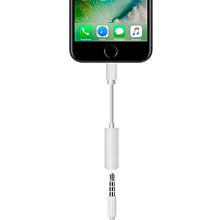 Carica l&#39;immagine nel visualizzatore di Gallery, Apple Adattatore da Lightning a jack cuffie (3,5 mm)