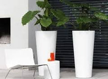 Carica l&#39;immagine nel visualizzatore di Gallery, Vaso Tondo moderno liscio Ø38xh 85 cm in resina cache-pot BIANCO grigio - Ilgrandebazar