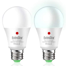 Carica l'immagine nel visualizzatore di Gallery, EXTRASTAR Lampadina Con Sensore, E27 Lampadine LED con Sensore Crepuscolare da Esterno, Auto On/Off, 9W bianco freddo 6500K per Veranda Giardino Porta d'ingresso Corridoio 2 pezzis