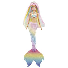 Carica l&#39;immagine nel visualizzatore di Gallery, Barbie Dreamtopia Sirena Cambia Colore - Bambola con Look Arcobaleno - Corpetto con Dettagli Marini - Colori Neon Accesi - Regalo Bambini 3-7 Anni, GTF89