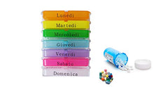 Carica l'immagine nel visualizzatore di Gallery, PortaPillole Settimanale (ITALIANO) Contenitore per Pillole CASSETTO, Colorat