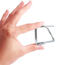 Carica l'immagine nel visualizzatore di Gallery, Blooven Tovaglia Clip in Acciaio, Gadget Molla Fermatovaglia, Acciaio Inossidabile, Argento, per Outdoor Picnic Party (4 cm x 8 Pezzi)