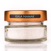 Carica l'immagine nel visualizzatore di Gallery, Zest &amp; Zing Sale Nero di Kala Namak (Macinato), Vaso per Spezie da 50 G -...