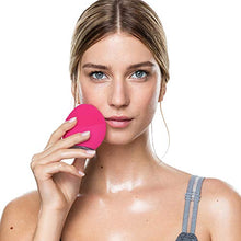 Carica l&#39;immagine nel visualizzatore di Gallery, FOREO LUNA Mini 2 Dispositivo pulizia viso | Fuchsia - Ilgrandebazar