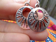 Carica l&#39;immagine nel visualizzatore di Gallery, ✿ ORECCHINI PICCOLO MIAO TRIBAL BOHO ✿ Rotondi