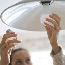 Carica l&#39;immagine nel visualizzatore di Gallery, Lampadine LED luce calda con attacco E14 (piccolo), 5W equivalenti a 40 W,...