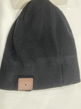 Carica l'immagine nel visualizzatore di Gallery, Cappello Bluetooth, Idee Regalo Natale Berretto Invernali Uomo Donna - Berretto Bluetooth 5.0 Musica Cappello Migliori Regali Natale con Cuffie Stereo e Microfono Viva Voce,Ultra Morbidi Lavabili