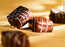 Carica l&#39;immagine nel visualizzatore di Gallery, Callebaut 54.5% gocce di Cioccolato Fondente (callets) 1kg Nero