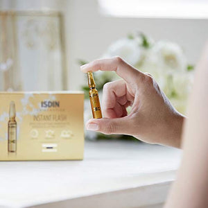 Isdin Isdinceutics Instant Flash, Fiale Con Effetto Lifting Immediato...
