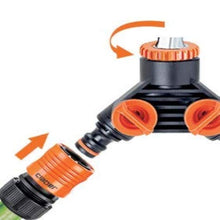 Carica l&#39;immagine nel visualizzatore di Gallery, Claber 7724065 Prese Rubinetto 3/4-1/2F, 2 Vie