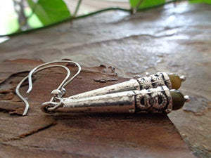 ✿ SENAPE - PERLA OLIVA E MANICHE LUNGHE ETHNO ROBUSTE ✿ orecchini in argento...