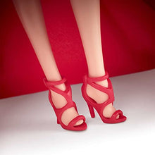 Carica l'immagine nel visualizzatore di Gallery, Barbie -  Barbie Signature Magia delle Feste 2022 bambola bionda, capelli ondulati, abito rosso con ampia gonna e orecchini pendenti, da collezione, Giocattolo e regalo per Bambini 6+ Anni, HBY03