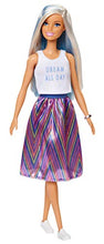 Carica l'immagine nel visualizzatore di Gallery, Barbie Fashionista, Bambola Bionda con Maglietta Stampa e Gonna Pailletes,...