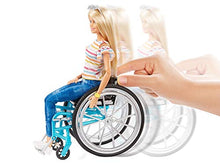 Carica l&#39;immagine nel visualizzatore di Gallery, Barbie Fashionistas, Bambola in Sedia a Rotelle, Giocattolo per Bambini 3+... - Ilgrandebazar