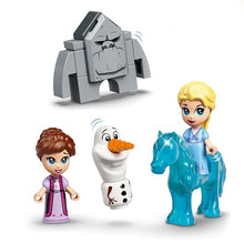 Carica l&#39;immagine nel visualizzatore di Gallery, LEGO Disney 43189 Elsa e le Avventure Fiabesche del Nokk, Libro Apribile e Portatile con Mini Bamboline e Cavallo Giocattolo
