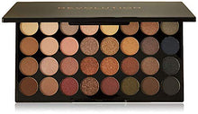 Carica l&#39;immagine nel visualizzatore di Gallery, Makeup Revolution - Palette di 32 ombretti Ultra - Flawless, 16g - Ilgrandebazar