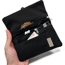 Carica l&#39;immagine nel visualizzatore di Gallery, Porta Tabacco Cartine e Filtri Idrorepellente Cucito a Mano - Astuccio Portatabacco in Tessuto con cerniera extra, Porta Tabacco Donna - Porta Tabacco Uomo (Nero Sportivo)