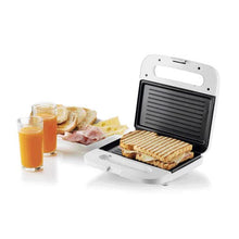 Carica l&#39;immagine nel visualizzatore di Gallery, Ariete Tostiera Breakfast 1961, Piastra Elettrica per Toast, Piastra per Panini e Sandwich, Piastre Fisse Grill con Rivestimento Antiaderente, Conservazione Verticale, 750W, Bianco