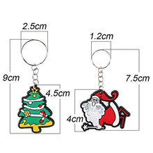 Carica l'immagine nel visualizzatore di Gallery, FLOFIA 48pz Portachiavi Natale Natalizio Giocattoli Portachiavi in PVC per Donna Uomo Bambini Portachiavi Regalo Ciondolo Ricordo per Bomboniere Festa Natale (6 Modelli)