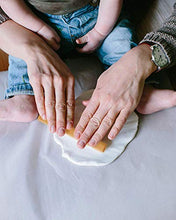Carica l'immagine nel visualizzatore di Gallery, BraceTek Cornice Bambini Impronte Argilla, Kit Neonato per dei... - Ilgrandebazar