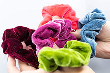 Carica l&#39;immagine nel visualizzatore di Gallery, 20 Elastici Per Capelli Scrunchies Velluto Vsco Girl Di Qualità Morbidi... - Ilgrandebazar