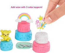 Carica l&#39;immagine nel visualizzatore di Gallery, Barbie La Pasticceria Playset con Bambola Bionda, Isola per Cucinare, Forno e Accessori, Giocattolo per Bambini 4+ Anni