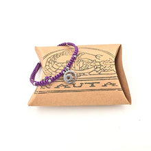 Carica l&#39;immagine nel visualizzatore di Gallery, Braccialetto della Fortuna&quot;Luna-Stella”, Viola, Unisex, Fatto a Mano - Ilgrandebazar