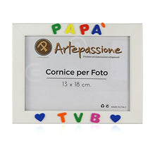 Carica l&#39;immagine nel visualizzatore di Gallery, Cornici per foto in legno con la scritta Papà TVB e decorata cuoricini,... - Ilgrandebazar