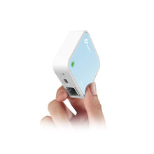 Carica l&#39;immagine nel visualizzatore di Gallery, TP-Link TL-WR802N Nano Router N300 Wi-Fi Portatile, 300 Mbps, 1 N300, Bianco - Ilgrandebazar