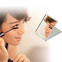 Carica l&#39;immagine nel visualizzatore di Gallery, Piccolo specchio da viaggio pieghevole portatile, tascabile Silver