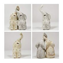 Carica l&#39;immagine nel visualizzatore di Gallery, Coppia elefanti in ceramica intrecciati fatti e decorati a mano - Ilgrandebazar