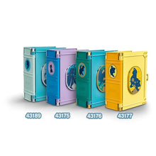 Carica l&#39;immagine nel visualizzatore di Gallery, LEGO Disney 43189 Elsa e le Avventure Fiabesche del Nokk, Libro Apribile e Portatile con Mini Bamboline e Cavallo Giocattolo