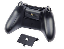 Carica l&#39;immagine nel visualizzatore di Gallery, AmazonBasics - Stazione di ricarica in alluminio per controller Xbox...