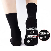 Carica l'immagine nel visualizzatore di Gallery, Merclix Regalo Nonno Natale Calzini Uomo Divertenti Cotone Antiscivolo Nonno Idee Regalo Regali Nonno Divertenti Regalo Per Nonno Compleanno Da Nipote Festa Del Papà Idee Regalo Nonni