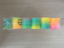 Carica l&#39;immagine nel visualizzatore di Gallery, 30 Pezzi Pinata Compleanno Ragazzo Giochi Arcobaleno Giocattolo Piccole Goodies Regalo Compleanno Bambini Prompt sacchetto Sorpresa