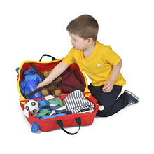 Carica l&#39;immagine nel visualizzatore di Gallery, Trunki Valigia Cavalcabile Per Bambini: Il Pompiero Pompiere Frank (Rosso)