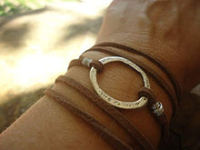 Carica l&#39;immagine nel visualizzatore di Gallery, ✿ HAMMERED ANELLO &amp; pelle scamosciata ✿ braccialetto dell&#39;involucro