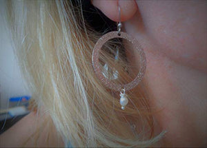 ♥ PERLA D'ACQUA DOLCE IN ANELLO GLITTER ♥ orecchini grandi e leggeri