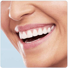 Carica l&#39;immagine nel visualizzatore di Gallery, Oral-B Spazzolino Elettrico Ricaricabile PRO 600 CrossAction, 1 Cross Action