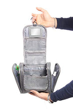 Carica l'immagine nel visualizzatore di Gallery, Borsa da bagno appendere con specchio e tasche interne - Melange Grigio