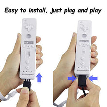 Carica l&#39;immagine nel visualizzatore di Gallery, VIPITH - Controller Nunchuck per Nintendo Wii, confezione da 2 Cruz V2 Fresh...