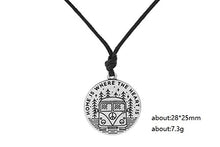 Carica l'immagine nel visualizzatore di Gallery, Skyrim Leisure Campagna Stile Punk Collana della Home is Where The...