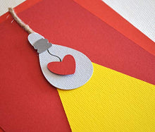 Carica l&#39;immagine nel visualizzatore di Gallery, Lampadina love - illumina il mio cuore - san valentino - biglietto d&#39;auguri...